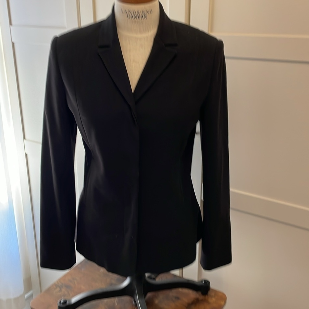 Stretch black blazer